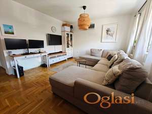 Novo, namešteno, sa parkingom – idealan trosoban stan na Telepu